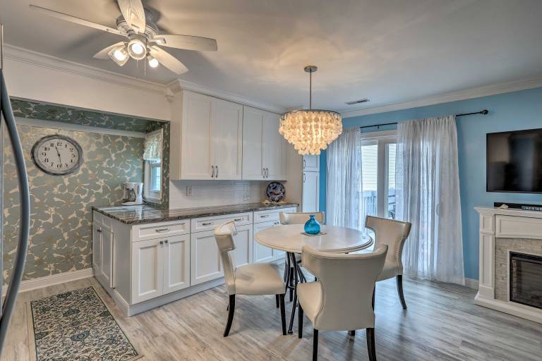 Breezy Murrells Inlet Condo w/ Deck: Walk to Beach — photo 5