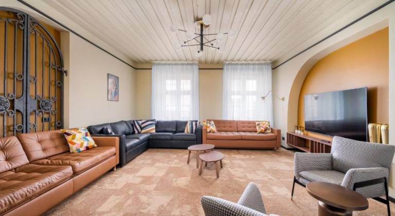 Lovely apartment | Next to Nativity Cathedral | Pets allowed — photo 3