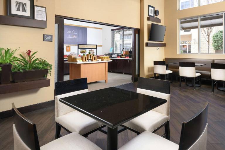 Hampton Inn & Suites Chattanooga/Downtown — photo 4