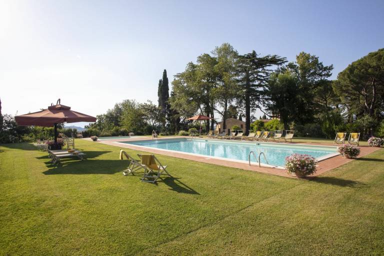 Villa with private pool, BBQ & terrace | Panoramic view — photo 5