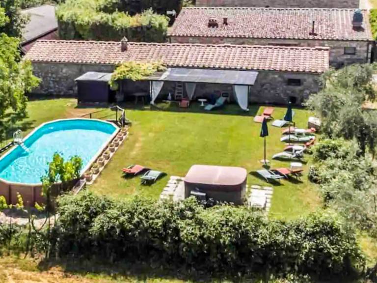 Vacation home with fast internet, barbeque & private pool | City view | Good for workation — photo 3