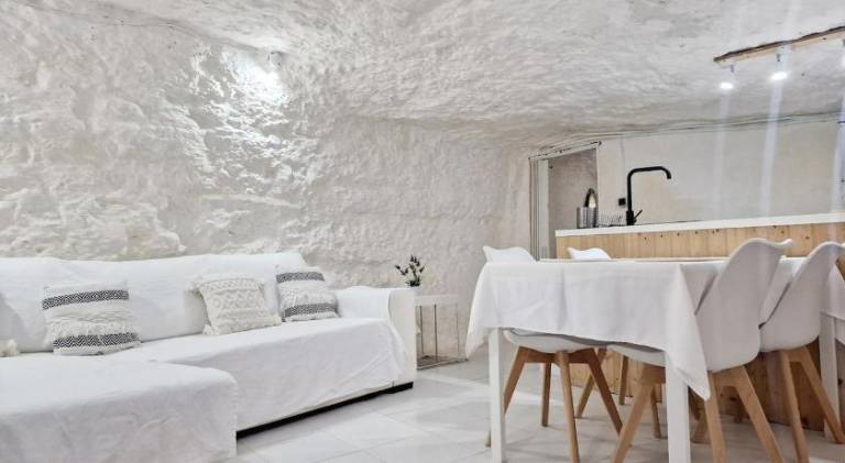 Holiday apartment with 2 rooms for 4 persons — photo 5