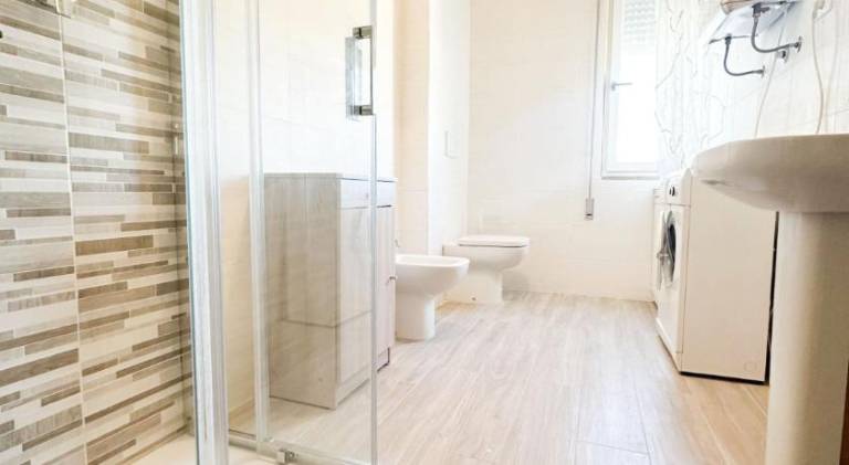 Holiday apartment with 2 rooms for 5 persons — photo 4