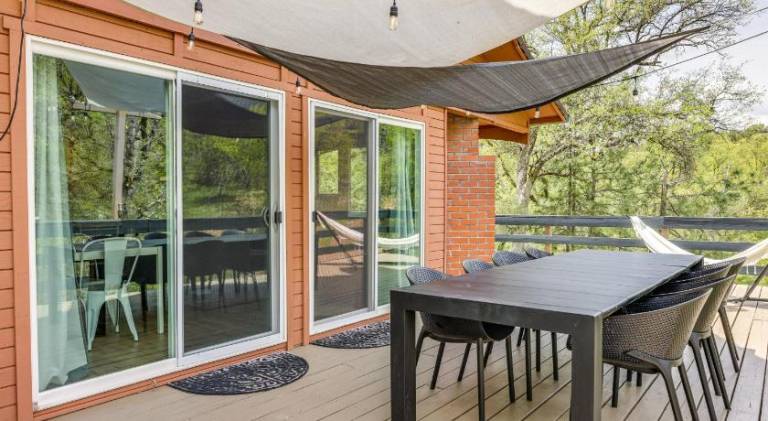 House Groveland