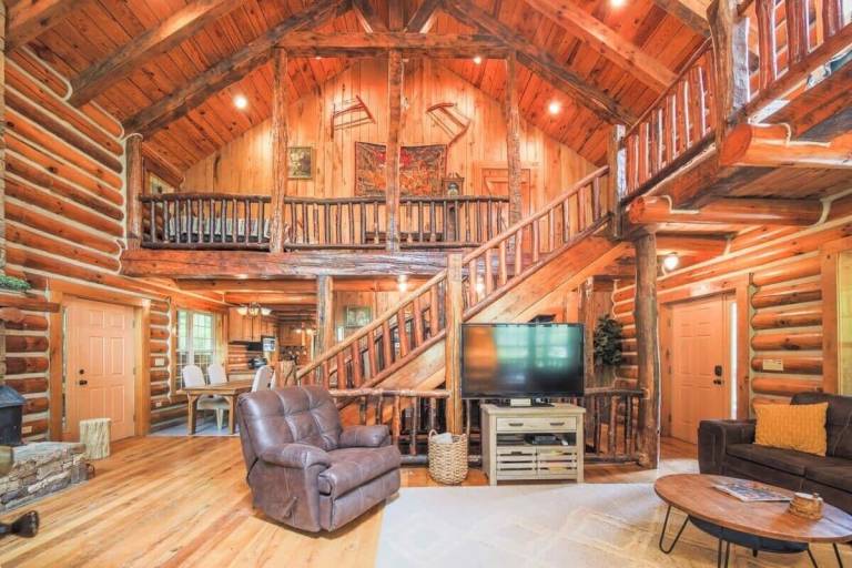 Cabin  Ivy