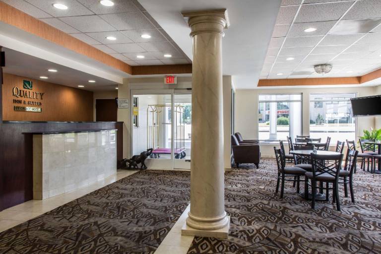Quality Inn & Suites Danbury near University — photo 4