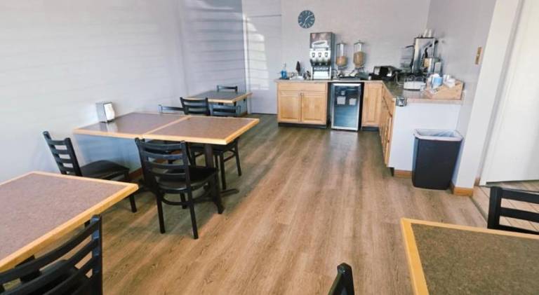 The Budget Inn Express — photo 3
