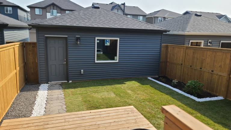 House  Airdrie