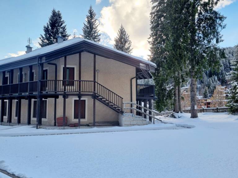Spacious apartment with yard | Close to the ski | Pet-friendly — photo 2