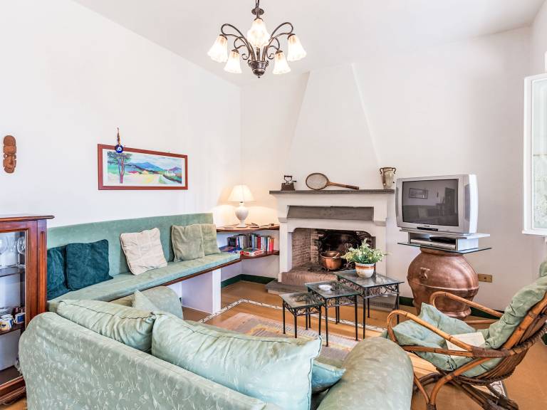 Fully equipped vacation home with barbeque, pool & garden | Pets allowed — photo 4