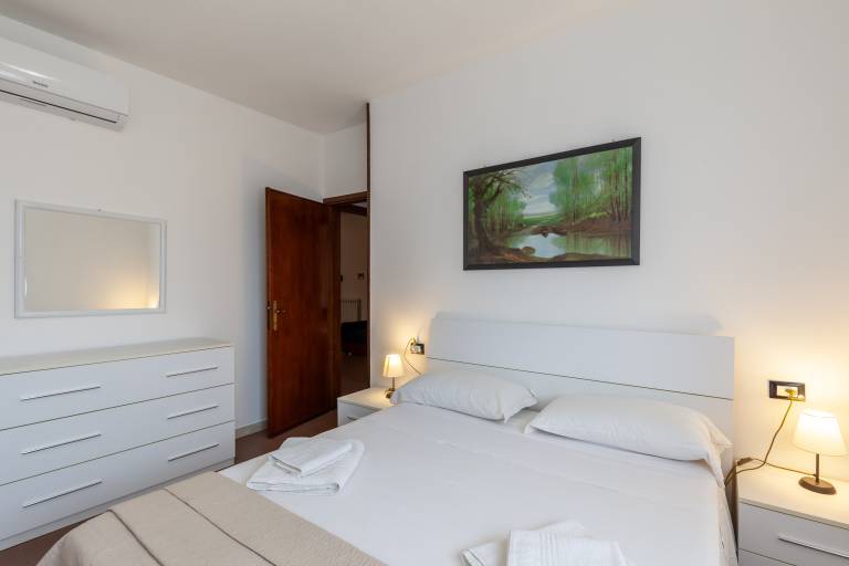 Holiday Home "Residence Caravel" with Sea View & Balconies — photo 2