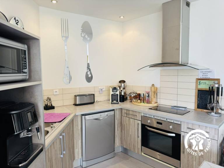 Fully equipped beautiful gite with private pool, terrace & yard | Dogs allowed — photo 3