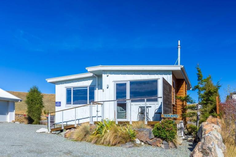 House Lake Tekapo