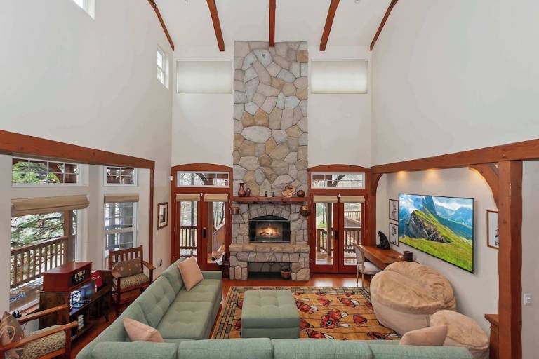 House Lake Arrowhead