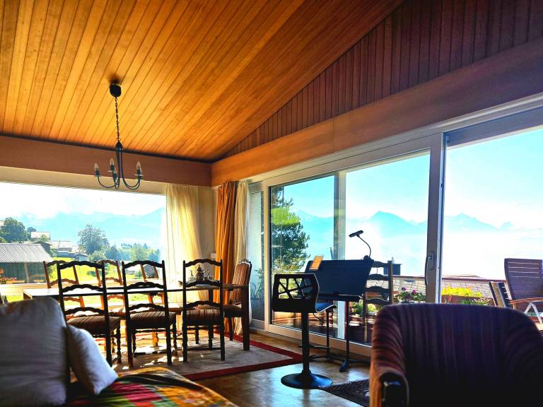 Fully equipped wonderful villa with yard, barbeque & patio | Close to the ski | Pets allowed — photo 4