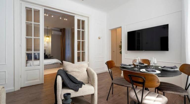Rental apartment | Close to Palace of the Parliament — photo 2