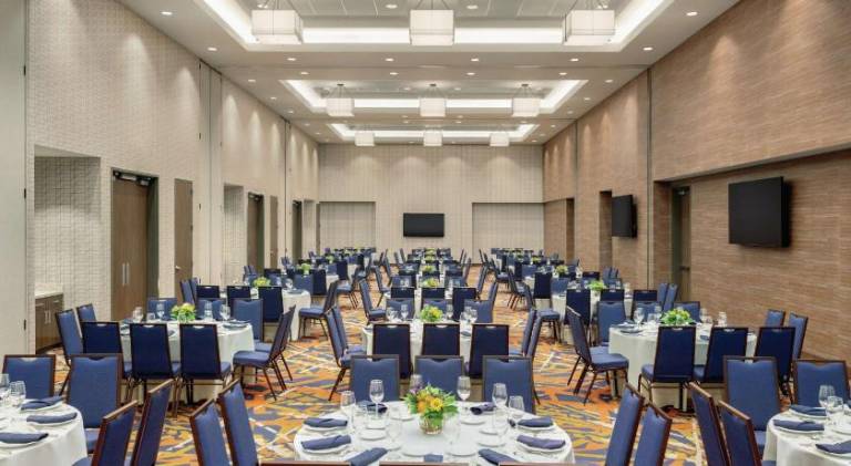 Embassy Suites by Hilton South Jordan Salt Lake City — photo 4