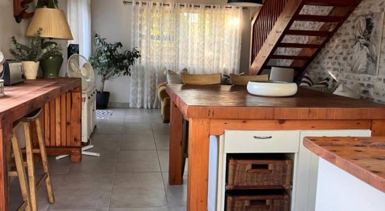 105 m&sup2; Villa