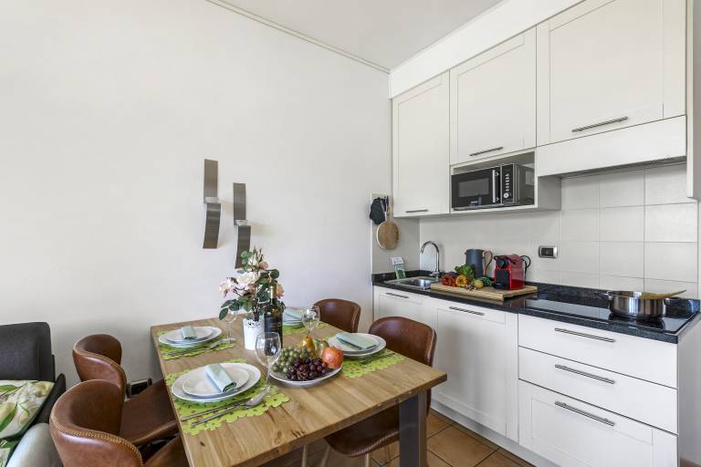Family-friendly pleasant apartment with terrace | Mountain view | Beach nearby | Pets allowed — photo 3