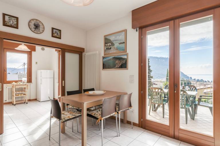 Rental apartment with terrace | Water view — photo 3