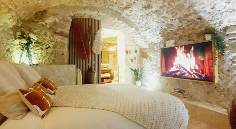 Rental apartment with terrace & jacuzzi in Valbonne