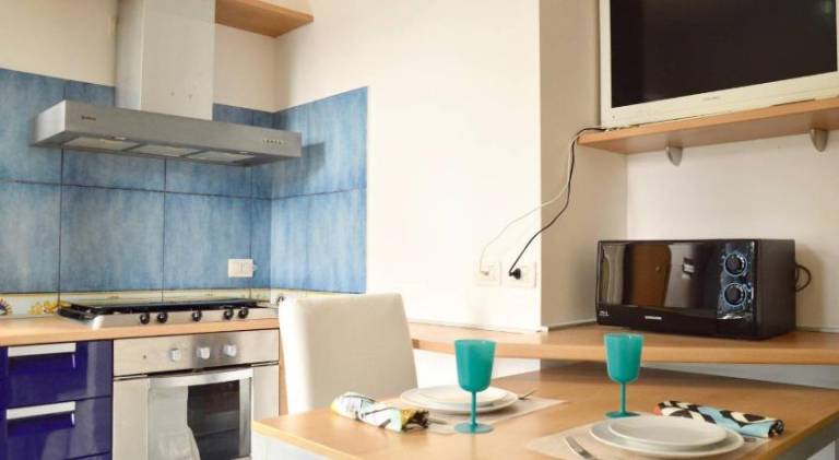 Apartment with 2 rooms for 6 persons — photo 4