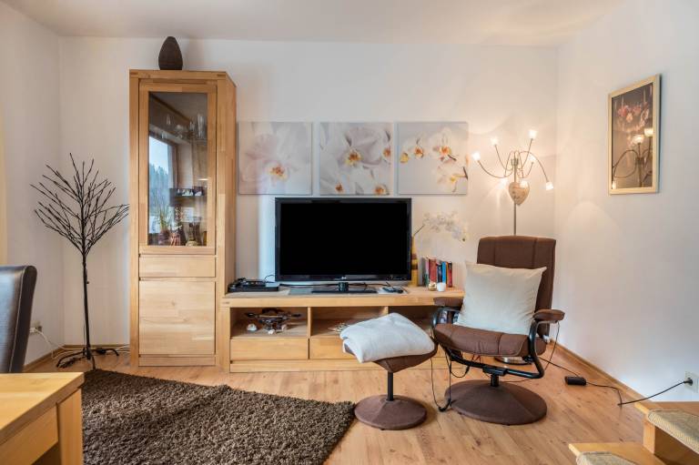 Holiday Apartment '2' with Mountain View, Balcony and Wi-Fi in Todtmoos