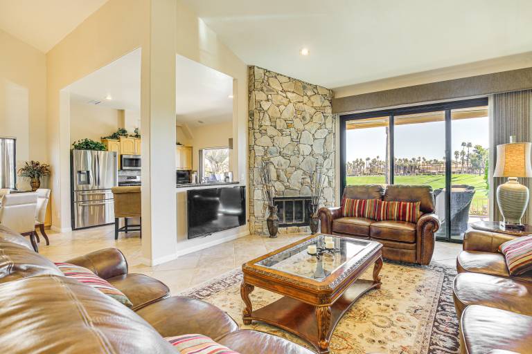 Community Pools & Golf Views: Palm Desert Condo! — photo 5