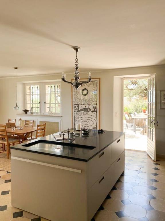 French bastide with sea view in Vence — photo 5