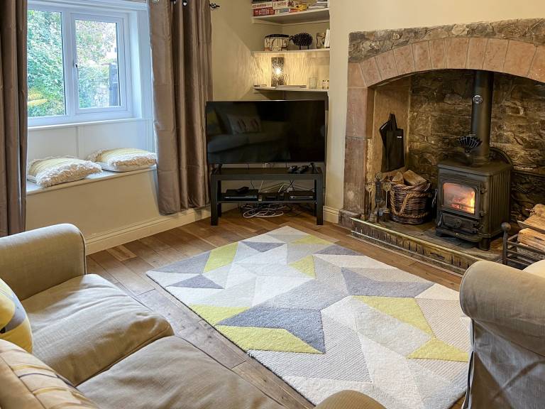 Cottage with garden | River view — photo 3