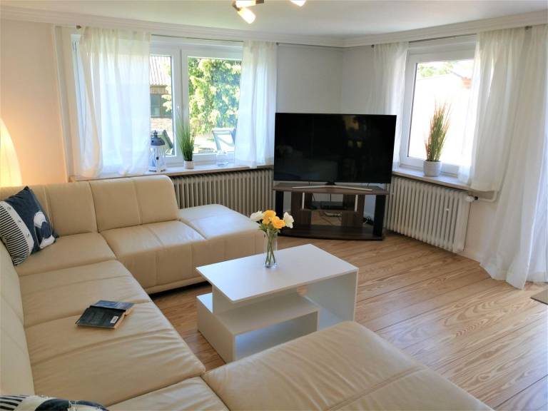 Das Haus "Koje No.16", mit toller Ausstattung, Garten& 2 Terrassen, 3 Parkplätze — photo 3