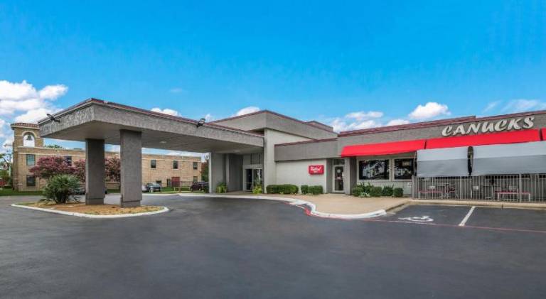 Red Roof Inn Lewisville in Lewisville, TX