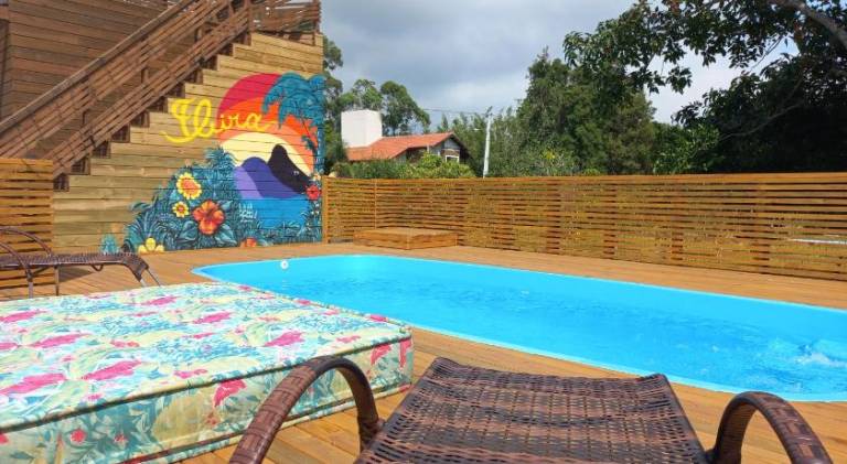 Lodge with yard, patio & barbecue | Suitable for remote work — photo 2