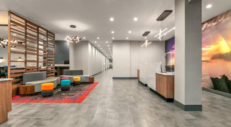 La Quinta Inn & Suites by Wyndham Belton - Temple South — photo 3