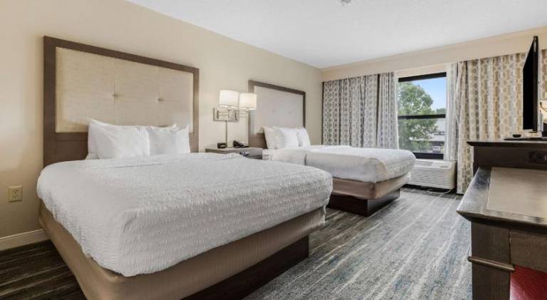 Hampton Inn & Suites Memphis-Galleria — photo 2