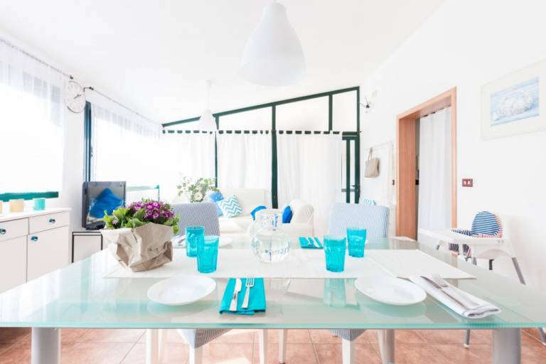 Holiday apartment with terrace & barbecue — photo 5
