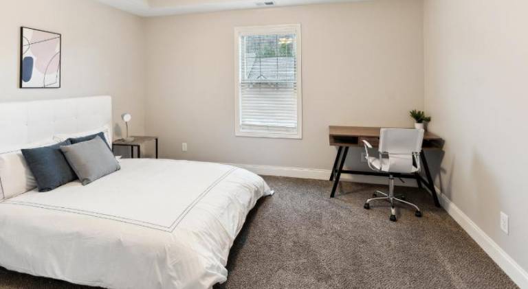 Apartment with 2 rooms for 4 persons in Clarksville, TN