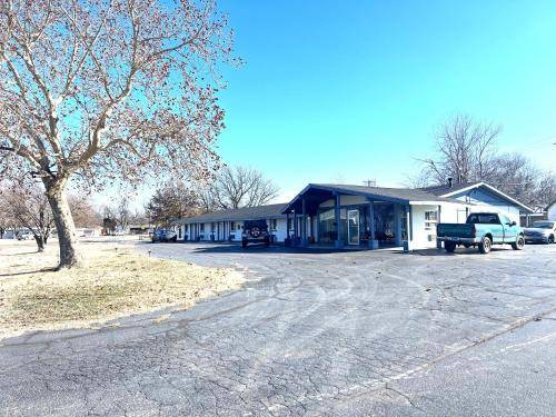 Motel Newkirk