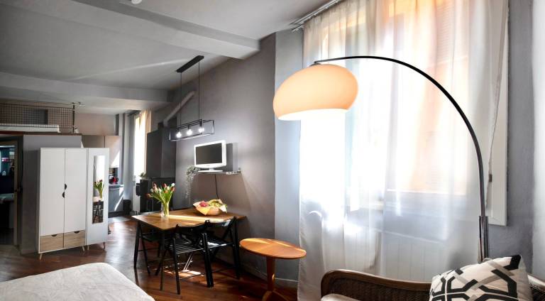 Family-oriented lovely apartment | Close to Two Towers | Pets are welcome — photo 2