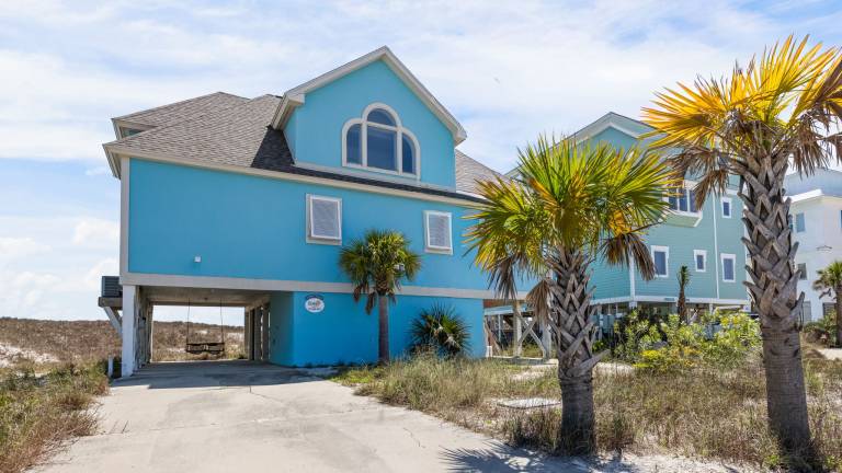Spacious beachfront retreat for 13 — photo 5