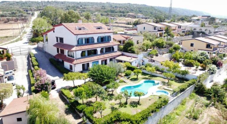 Villa with pool in Parghelia