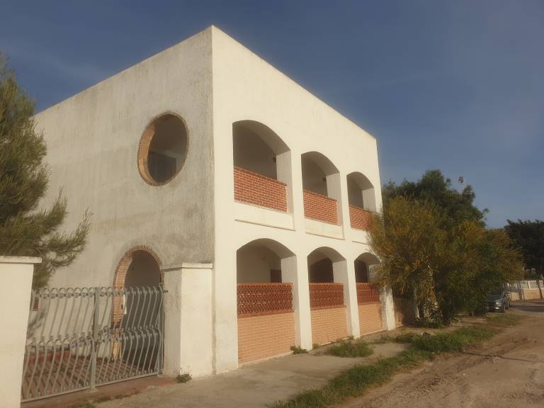 Family-oriented rental apartment with patio, yard & barbecue | Panoramic view | Pet-friendly — photo 3