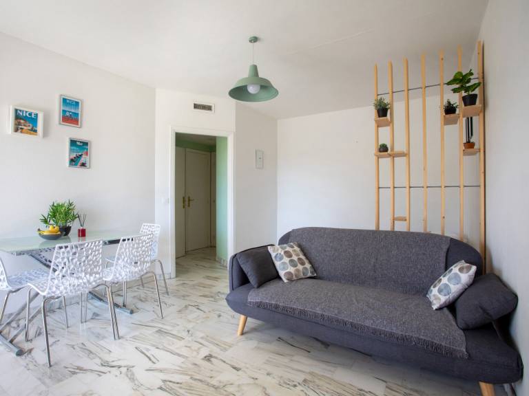 Apartment with patio & yard | Next to the beach | Dogs allowed — photo 2