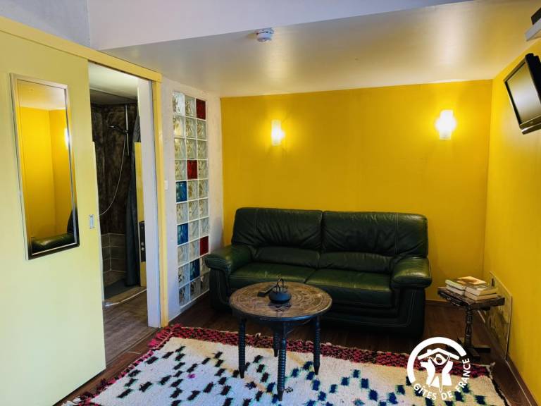 Wonderful gite with yard & patio | Dogs allowed — photo 3