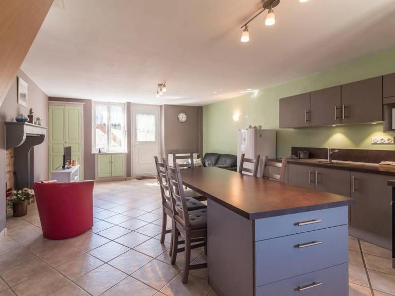 Cottage with barbecue — photo 3
