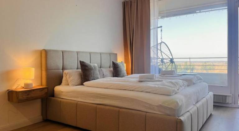 Apartment with pool — photo 2