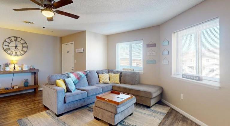 Apartment with terrace in Ocean City, MD