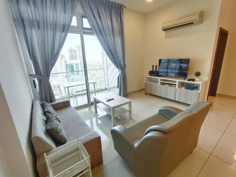 Apartment Taman Century