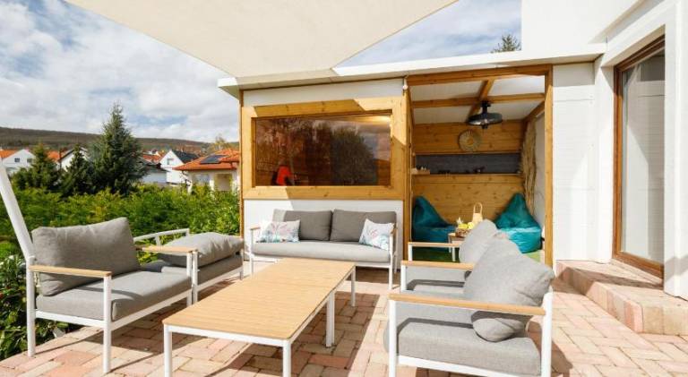 Lovely villa with yard, BBQ & patio | Suitable for remote work | Pet-friendly — photo 4