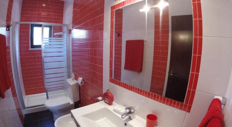 House with barbeque & yard | Beach nearby | Suitable for remote work | Pets are welcome — photo 2